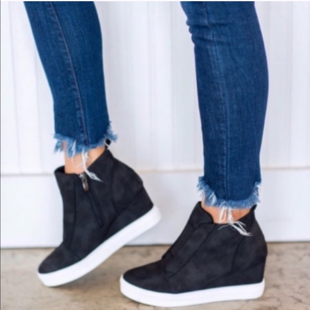 Black Wedge Sneakers Vegan Leather - Picture 2 of 6